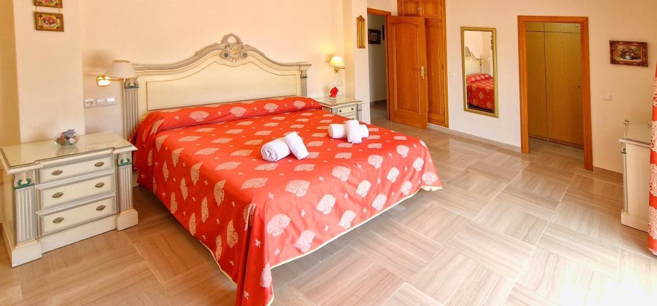 Golden Villa Costa Del Sol - Big Private Pool - Bbq - Good Location 푸엔히롤라 외부 사진