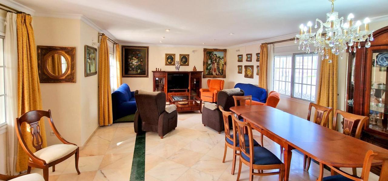 Golden Villa Costa Del Sol - Big Private Pool - Bbq - Good Location 푸엔히롤라 외부 사진