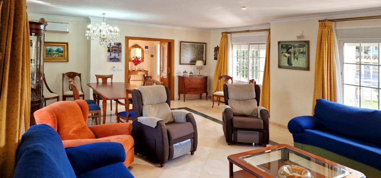 Golden Villa Costa Del Sol - Big Private Pool - Bbq - Good Location 푸엔히롤라 외부 사진