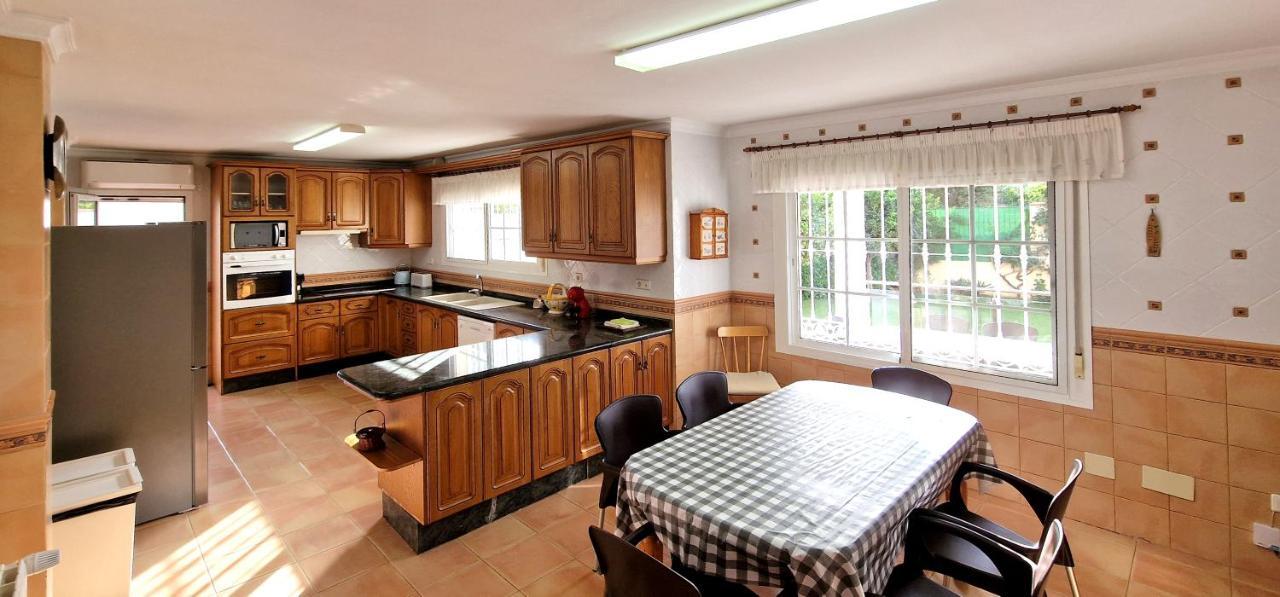 Golden Villa Costa Del Sol - Big Private Pool - Bbq - Good Location 푸엔히롤라 외부 사진